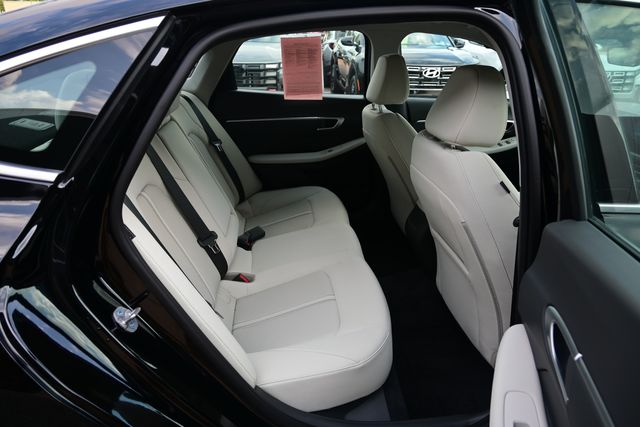 2026 Hyundai Sonata SEL - Photo 12