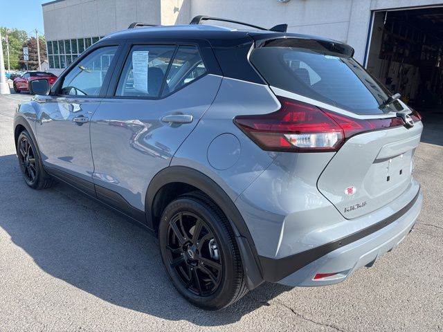 2023 Nissan Kicks SV photo 2