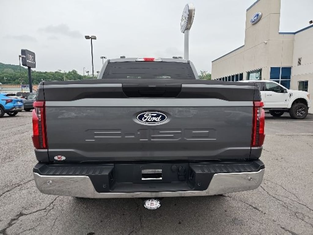 Used 2025 Ford F-150 XLT Truck SuperCrew Cab