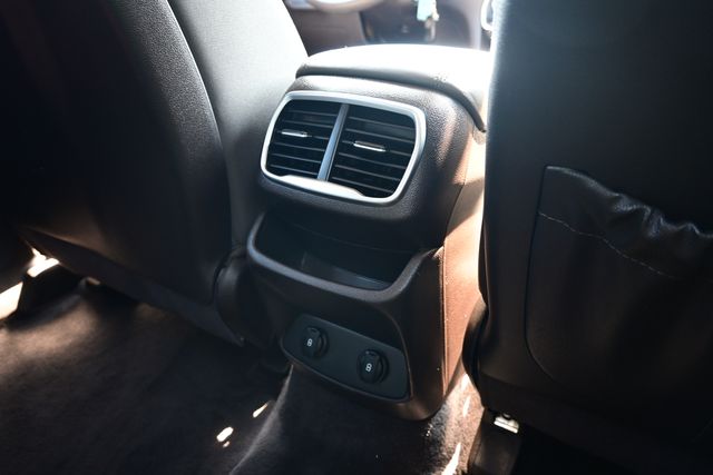 2020 Hyundai Santa Fe SE - Photo 23