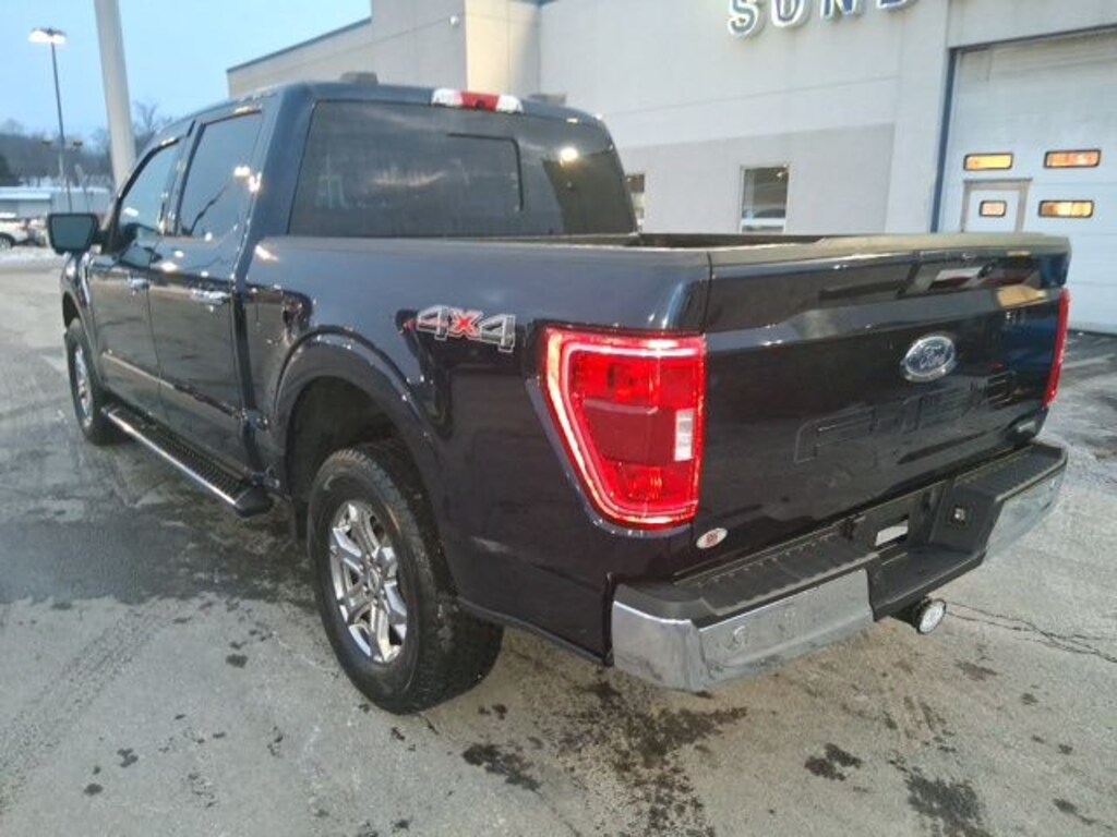 Used 2021 Ford F-150 XLT Truck SuperCrew Cab