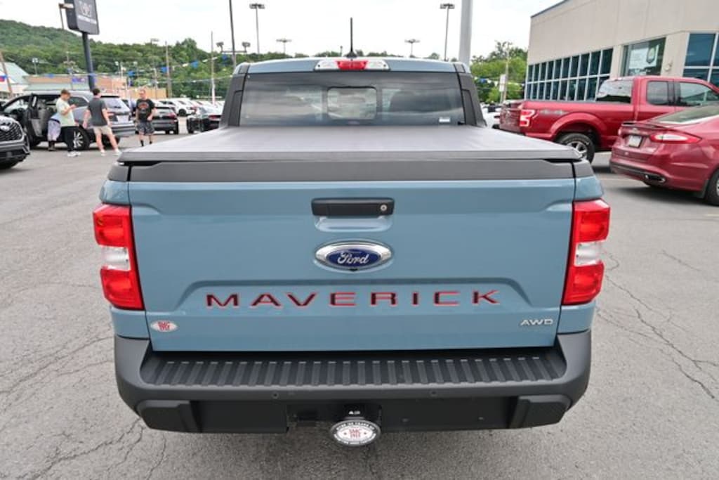 Used 2022 Ford Maverick Lariat Truck SuperCrew