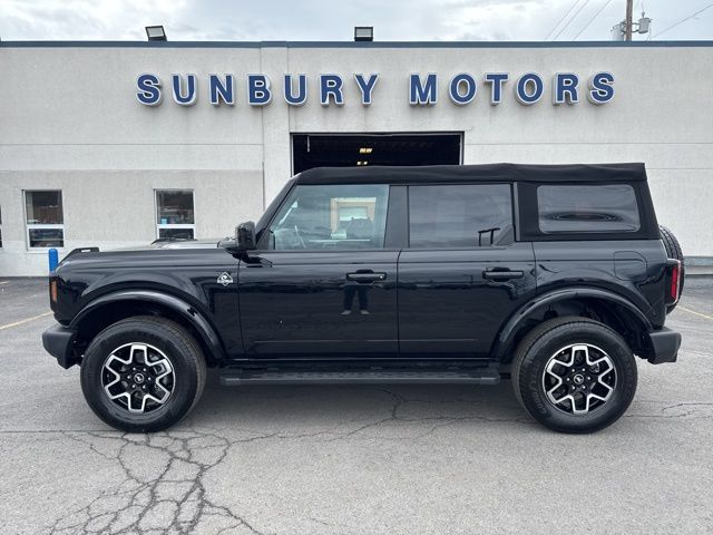 2022 Ford Bronco 4-Door Outer Banks