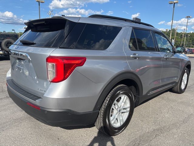 2023 Ford Explorer XLT photo 4