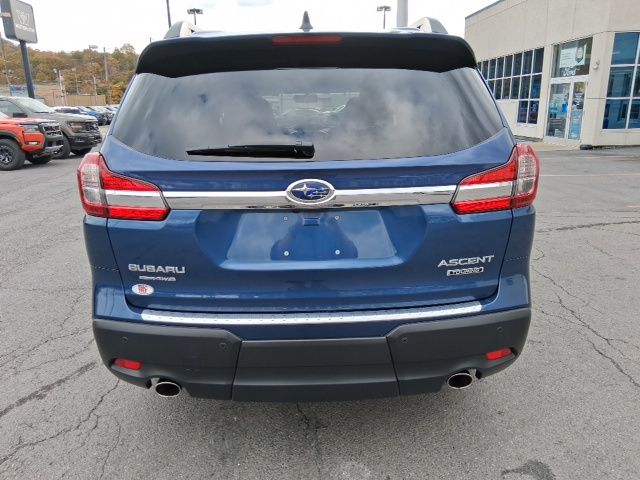 2022 Subaru Ascent Touring photo 3