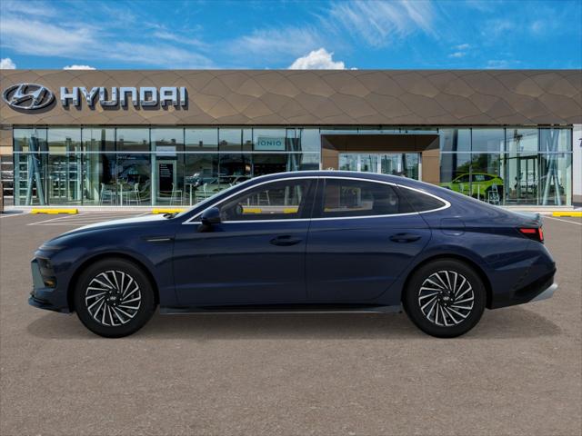 2025 Hyundai Sonata Hybrid SEL photo 3