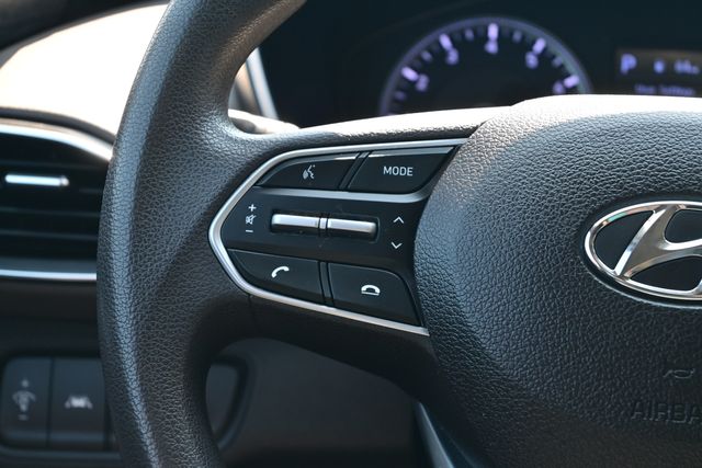 2020 Hyundai Santa Fe SE - Photo 17