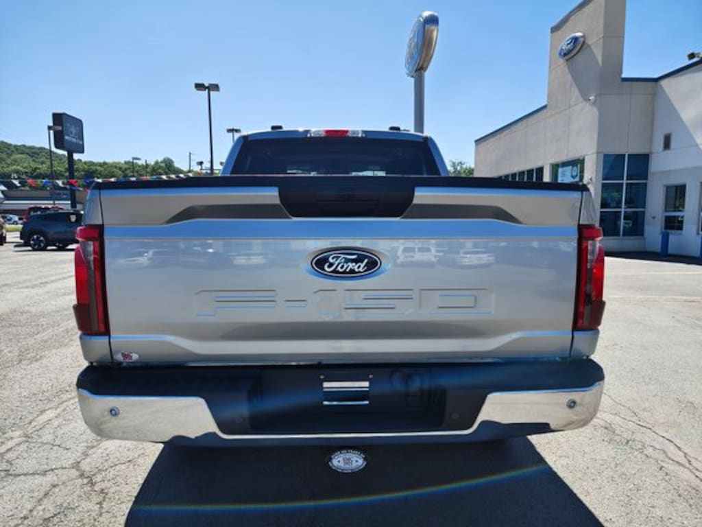 Used 2025 Ford F-150 XLT Truck SuperCrew Cab