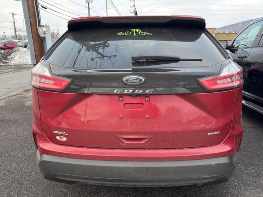 Used 2024 Ford Edge SEL SUV