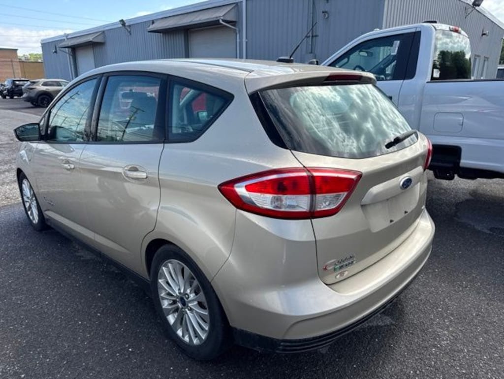 Used 2017 Ford C-Max Energi SE Hatchback
