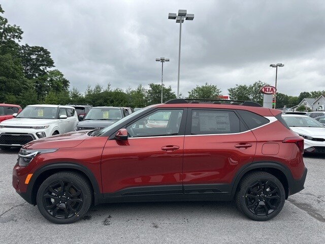 2025 Kia Seltos X-Line photo 3