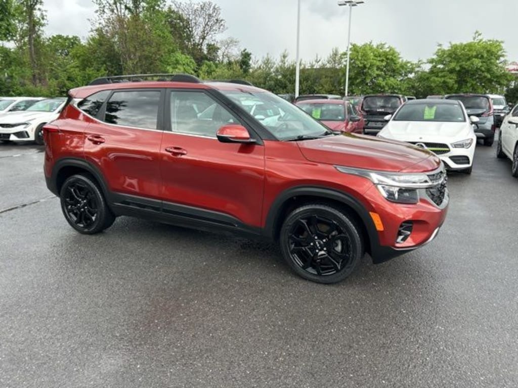 Used 2024 Kia Seltos X-Line SUV