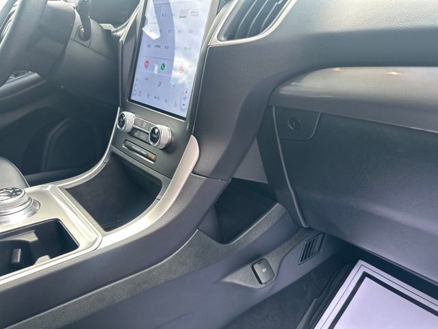 2024 Ford Edge SEL - Photo 26