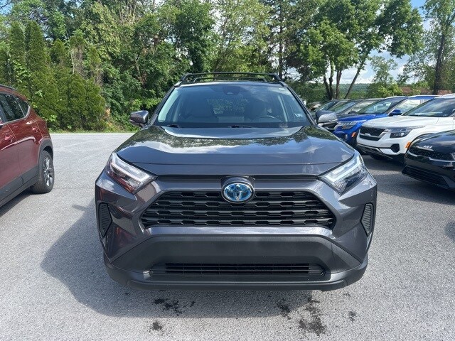 Used 2022 Toyota RAV4 XLE with VIN 2T3RWRFV0NW135673 for sale in Hummels Wharf, PA