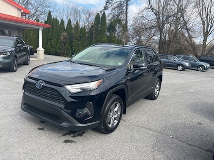 2022 Toyota RAV4 Hybrid XLE SUV