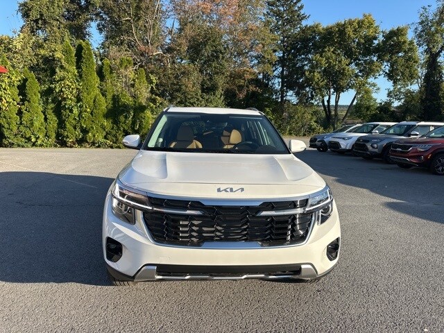 2026 Kia Seltos EX photo 2