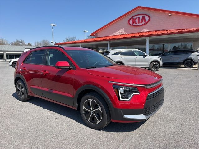 2026 Kia Niro LX HEV's photo