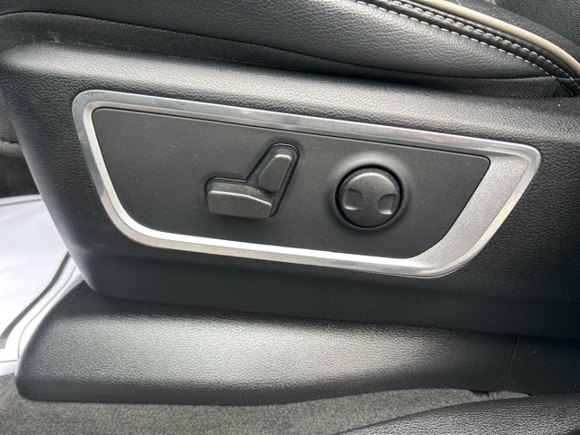 2022 RAM Ram 1500 Pickup Laramie - Photo 16