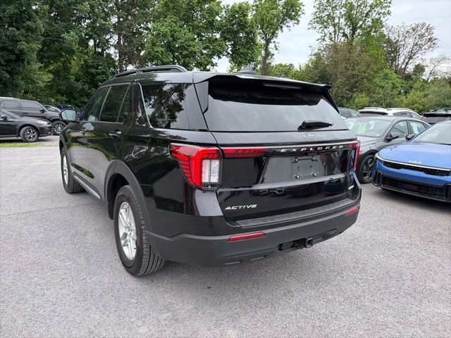 2025 Ford Explorer Active - Photo 17