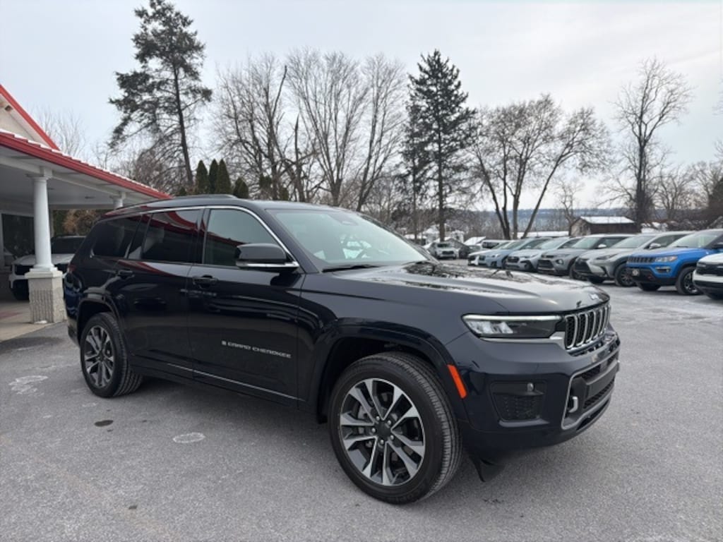 Used 2024 Jeep Grand Cherokee L Overland SUV