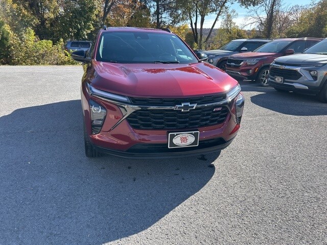 2024 Chevrolet Trax photo 3