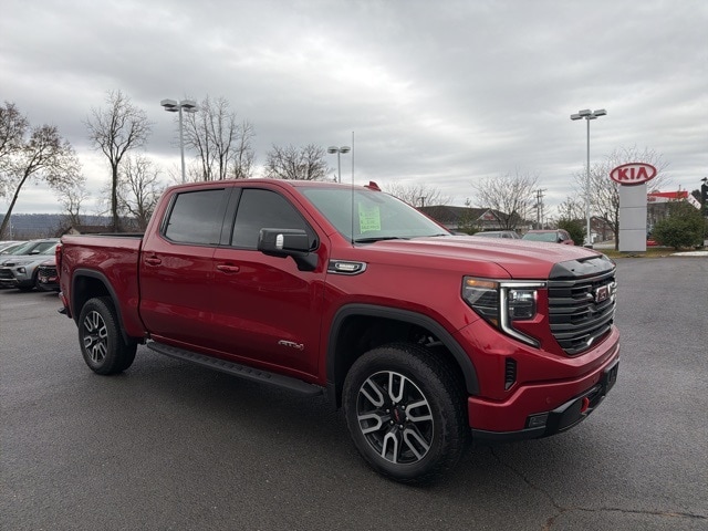 2025 GMC Sierra AT4's photo