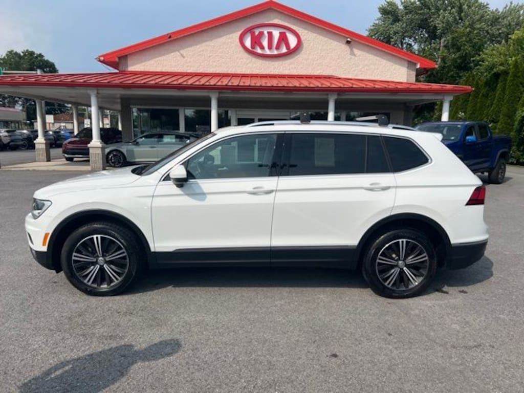 Used 2018 Volkswagen Tiguan 2.0T SEL 4MOTION SUV