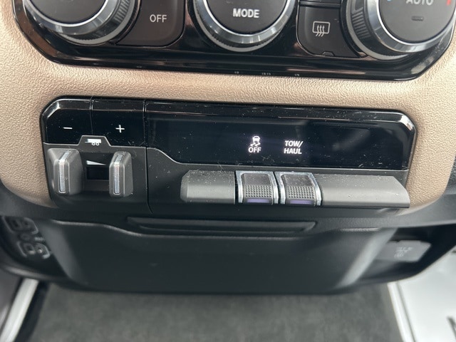 2022 RAM Ram 1500 Pickup Laramie - Photo 26