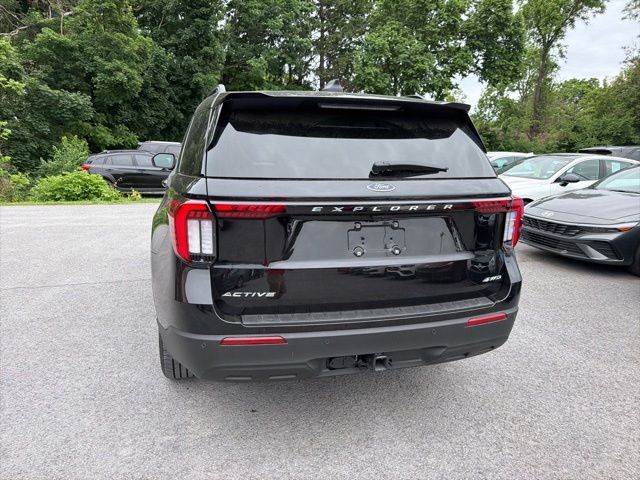 2025 Ford Explorer Active - Photo 18