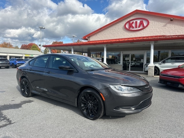 2017 Chrysler 200 LX