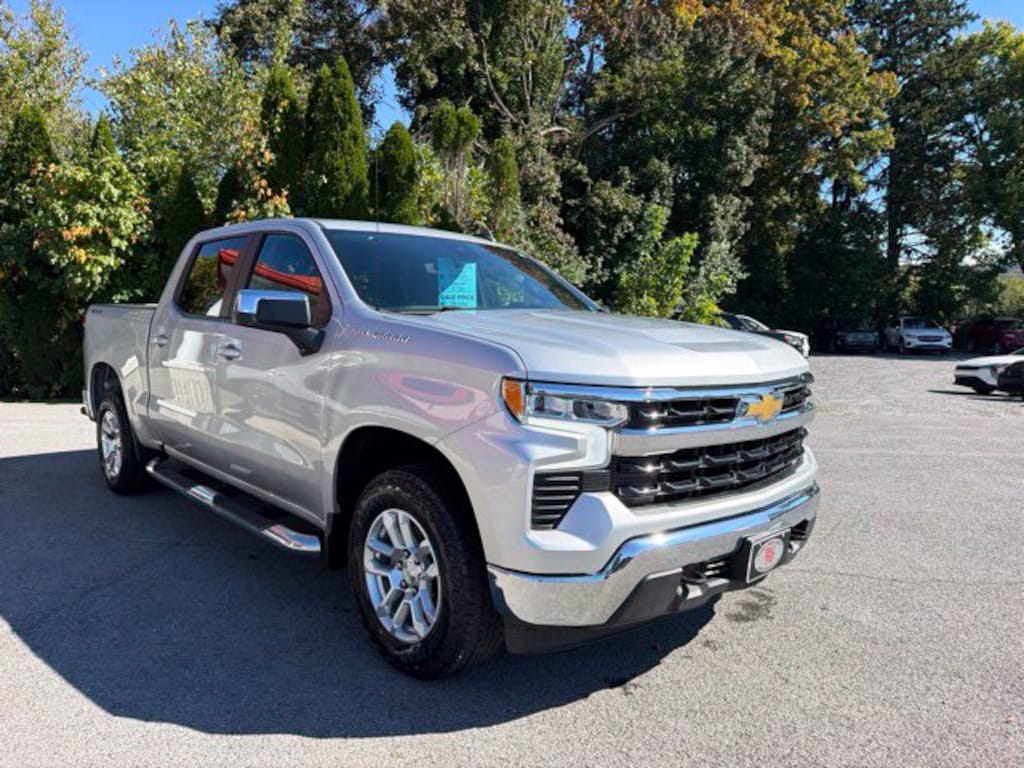 Used 2022 Chevrolet Silverado 1500 LT w/1LT Truck