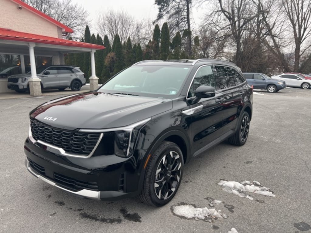 Used 2025 Kia Sorento EX SUV