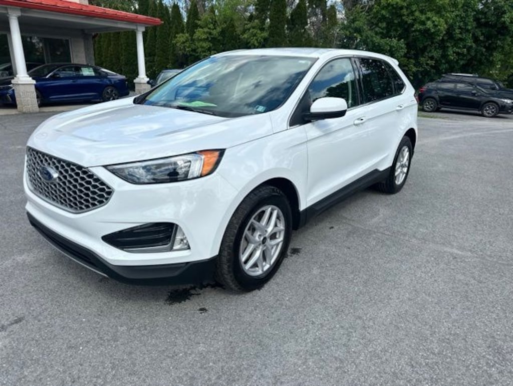 Used 2024 Ford Edge SUV