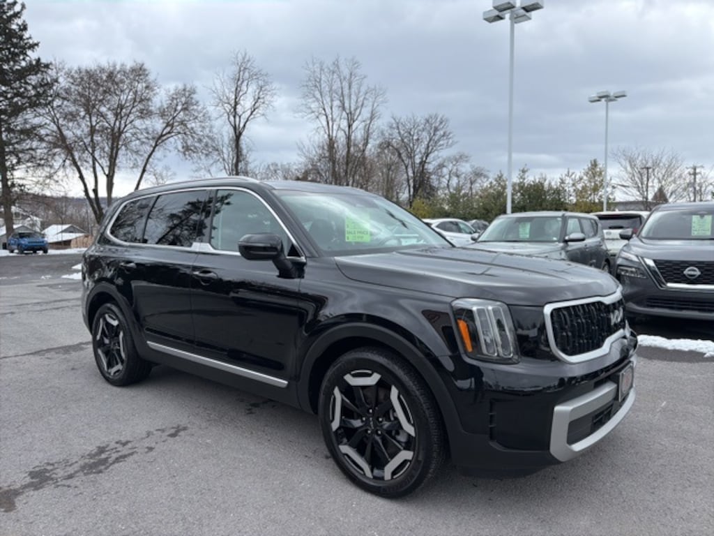 Used 2023 Kia Telluride EX SUV