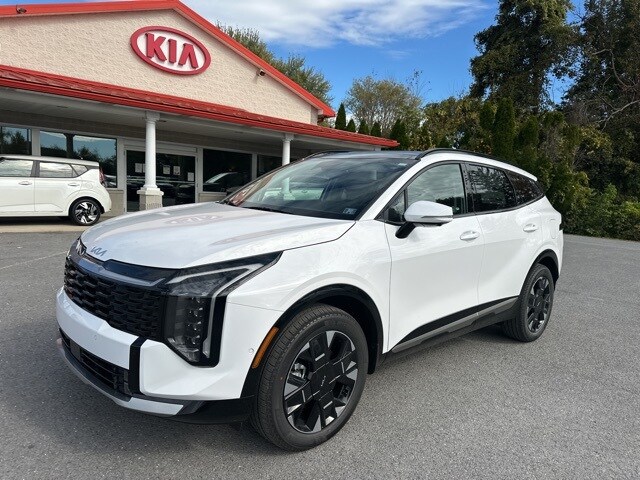 2026 Kia Sportage photo 3