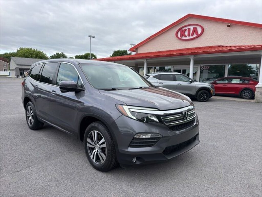 Used 2018 Honda Pilot EX AWD SUV