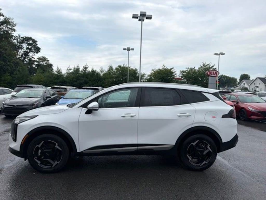 New 2026 Kia Sportage EX SUV