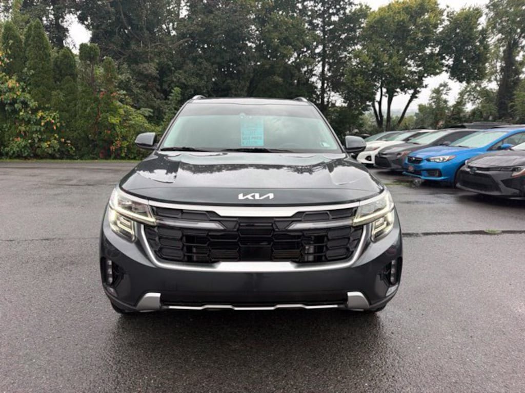 Used 2024 Kia Seltos SX SUV