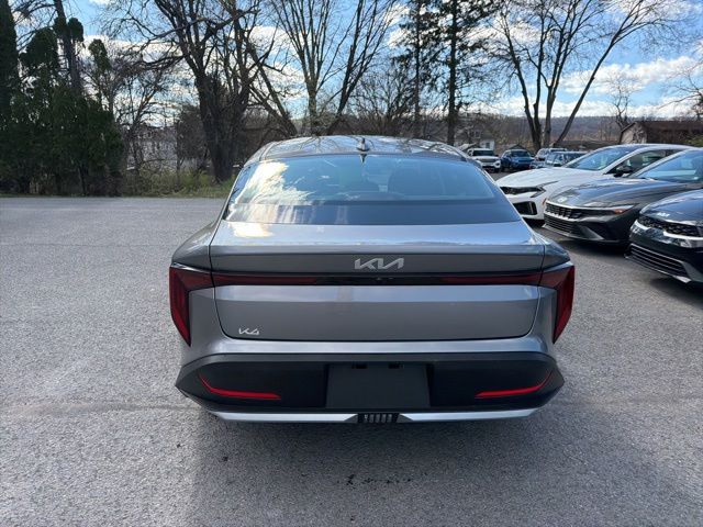 2025 Kia K4 LXS - Photo 6