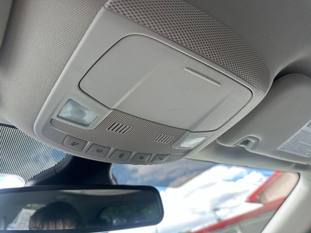 2024 Ford Edge SEL - Photo 16