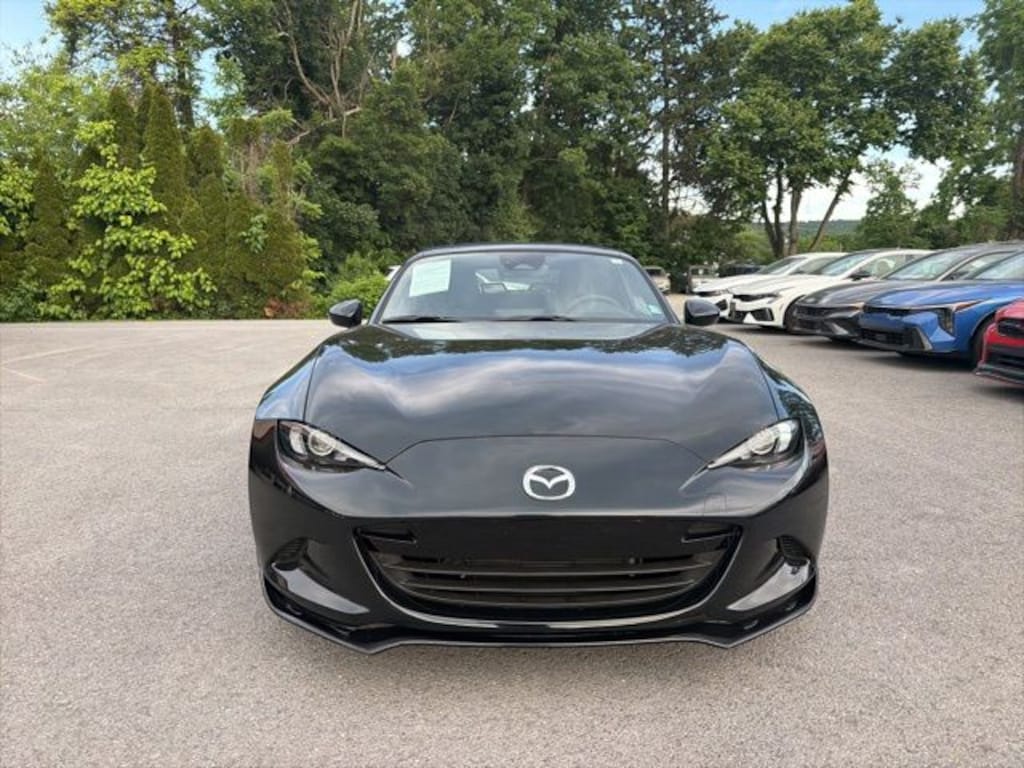 Used 2025 Mazda MX-5 Miata Grand Touring Convertible