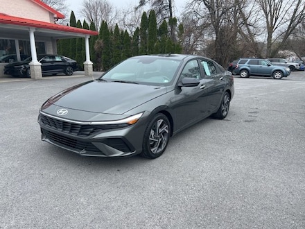 2025 Hyundai Elantra SEL Sport Sedan