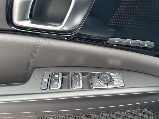 2026 Kia Carnival SX Prestige - Photo 17