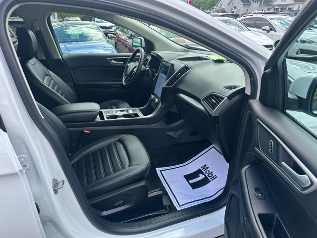 2024 Ford Edge SEL - Photo 25