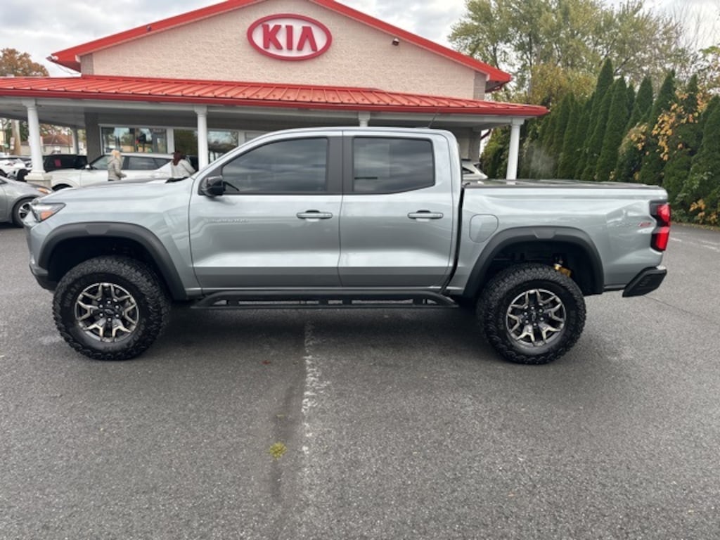 Used 2024 Chevrolet Colorado ZR2 Truck