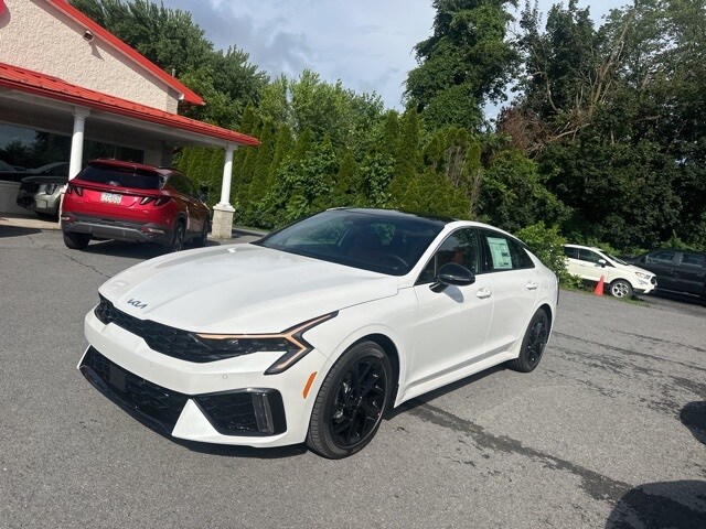 2026 Kia K5 GT-Line photo 3