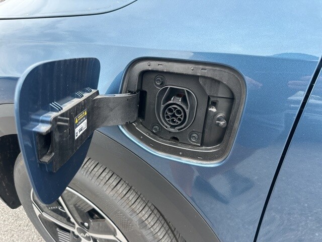 2025 Kia Niro Plug-In Hybrid EX photo 4