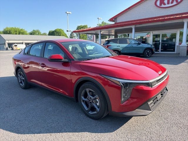 2026 Kia K4 LXS AT's photo