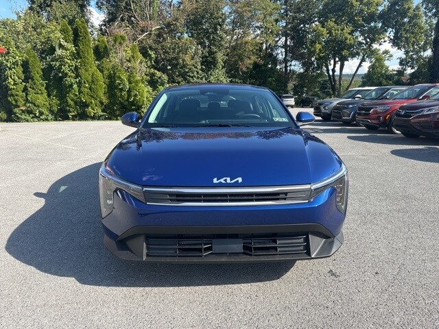 2025 Kia K4 LXS photo 2