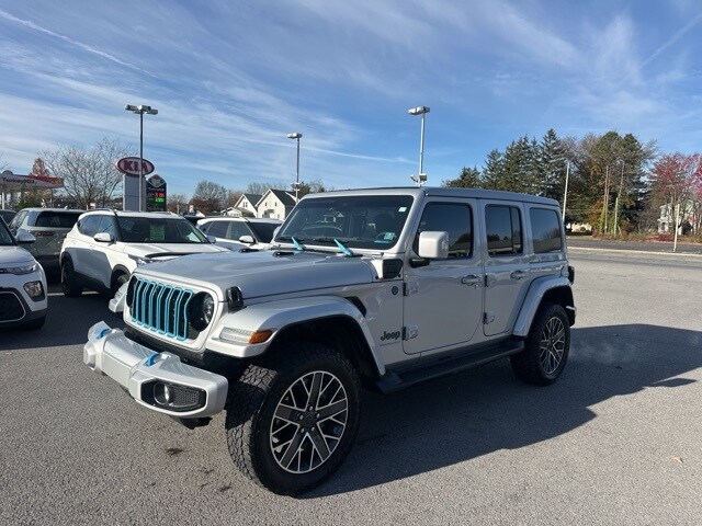 2024 Jeep Wrangler 4xe High Altitude photo 3